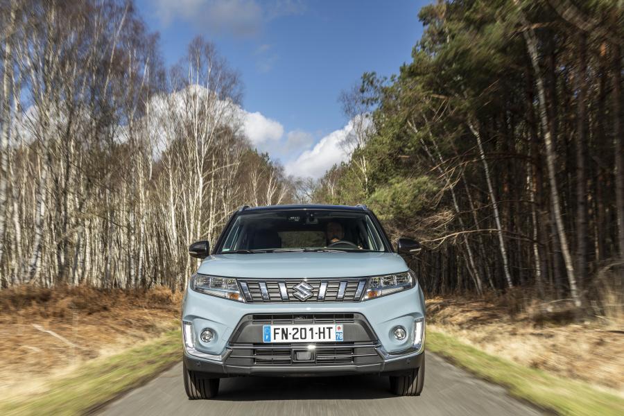  Suzuki Vitara Hybrid AllGrip 2020 года  (WW) (фото 18 из 30)